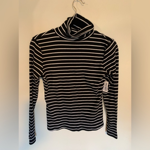 NWT Old Navy Ribbed Turtleneck - Picture 1 of 1